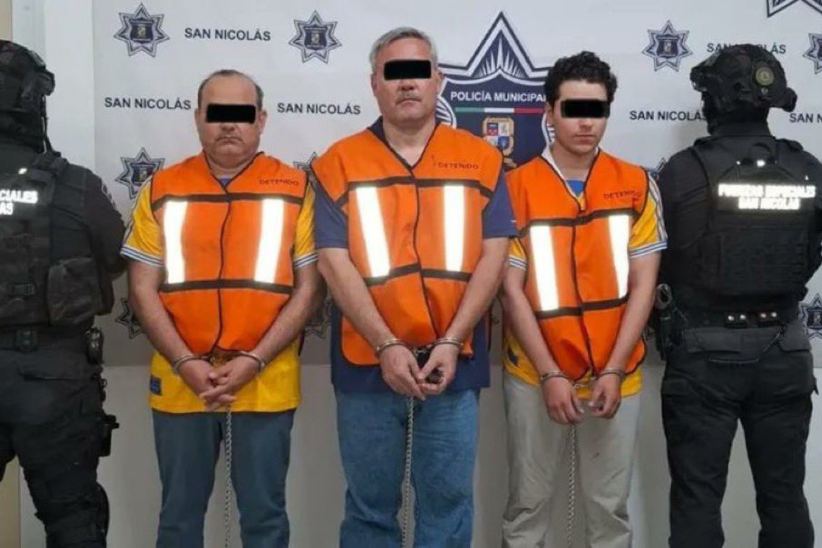 Detienen a tres aficionados de Tigres tras riña en el Estadio Universitario