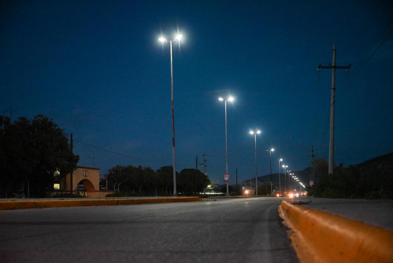 Se invirtieron 16 mdp para tener vialidades más iluminadas. (EL SIGLO DE TORREÓN)