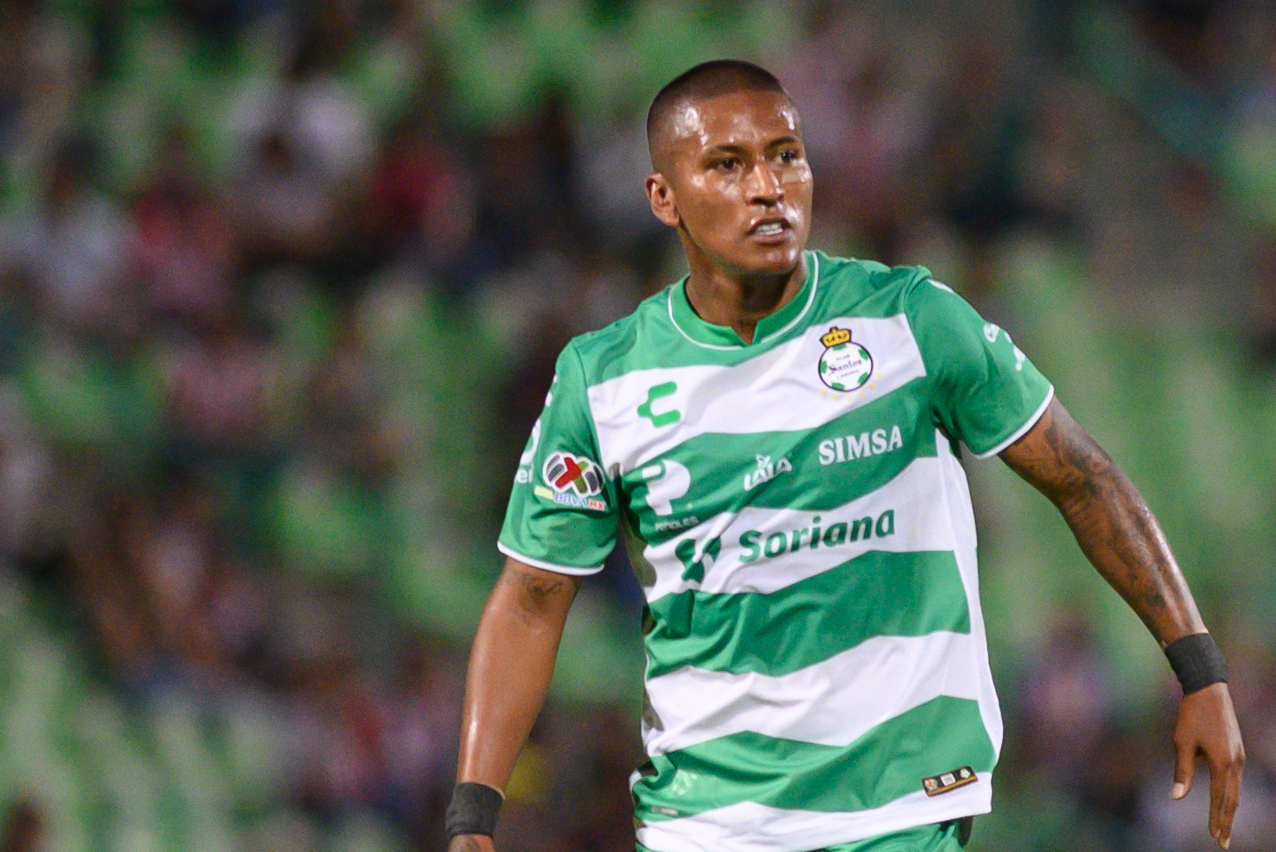 Oficial: Santos Laguna cede a Pedro Aquino a Alianza Lima