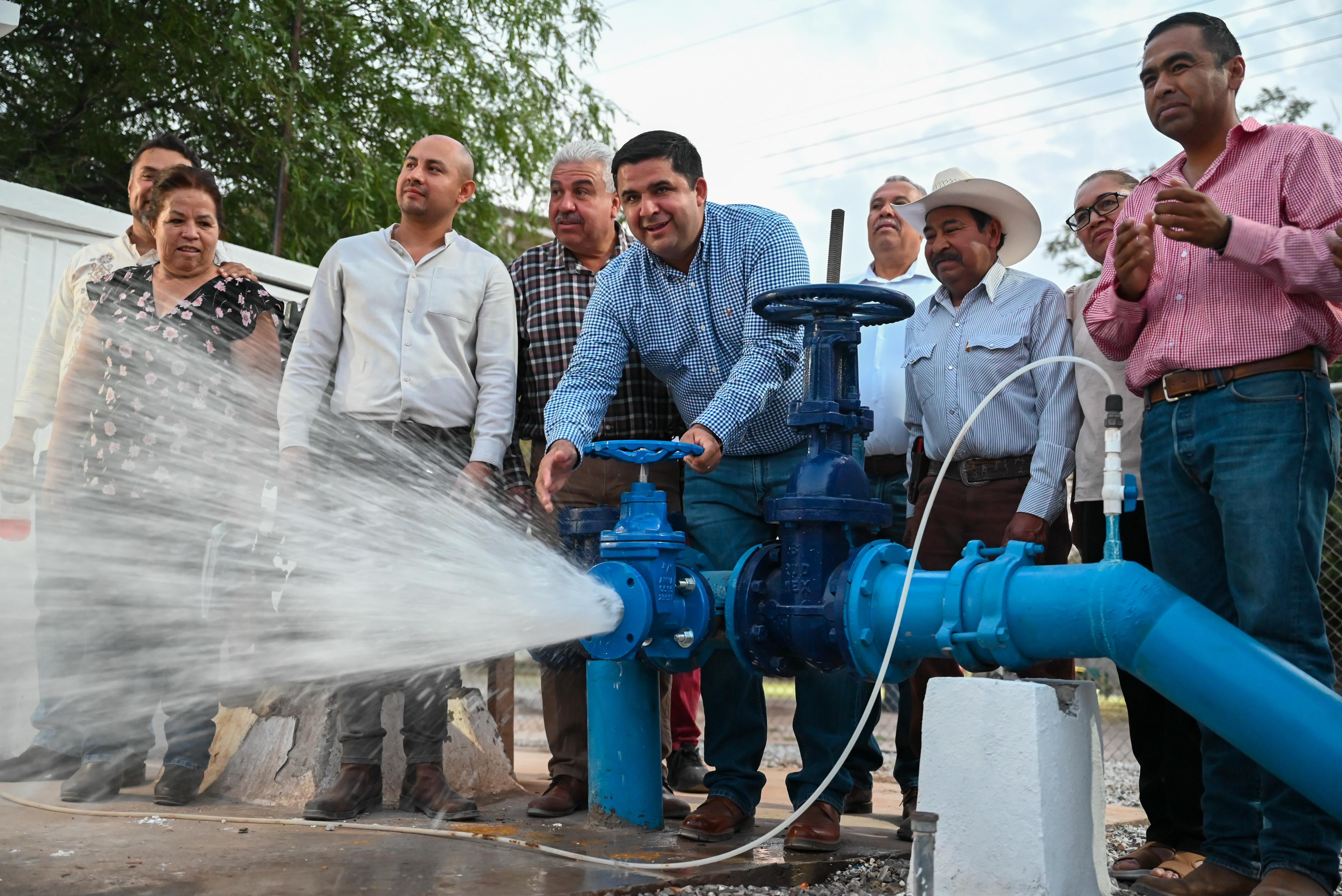 Lerdo, primer municipio en levantar bandera blanca en abasto de agua potable: Homero Martínez