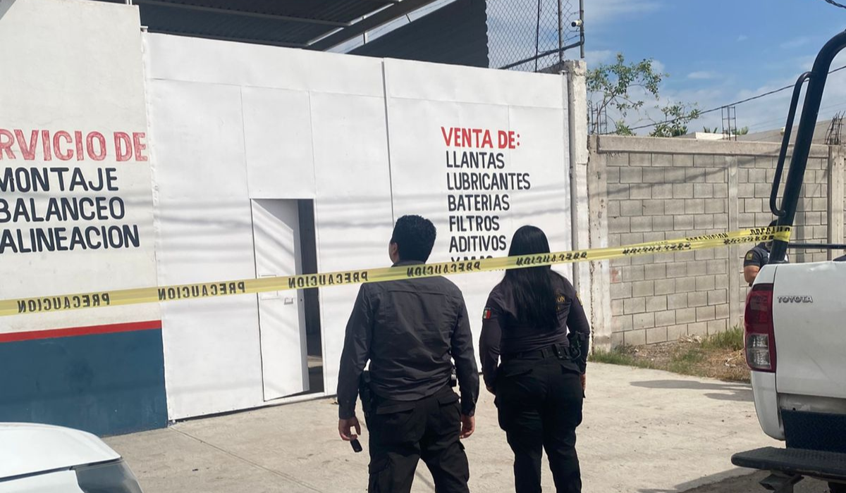 Velador muere por causas naturales en la azotea de un taller