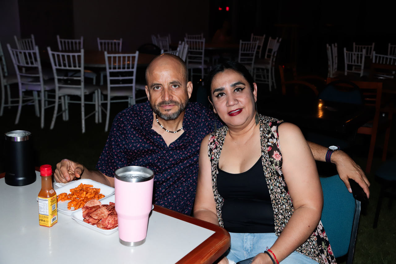 Tere, Sandra, Samuel, Juanita, Dina y Rosy.