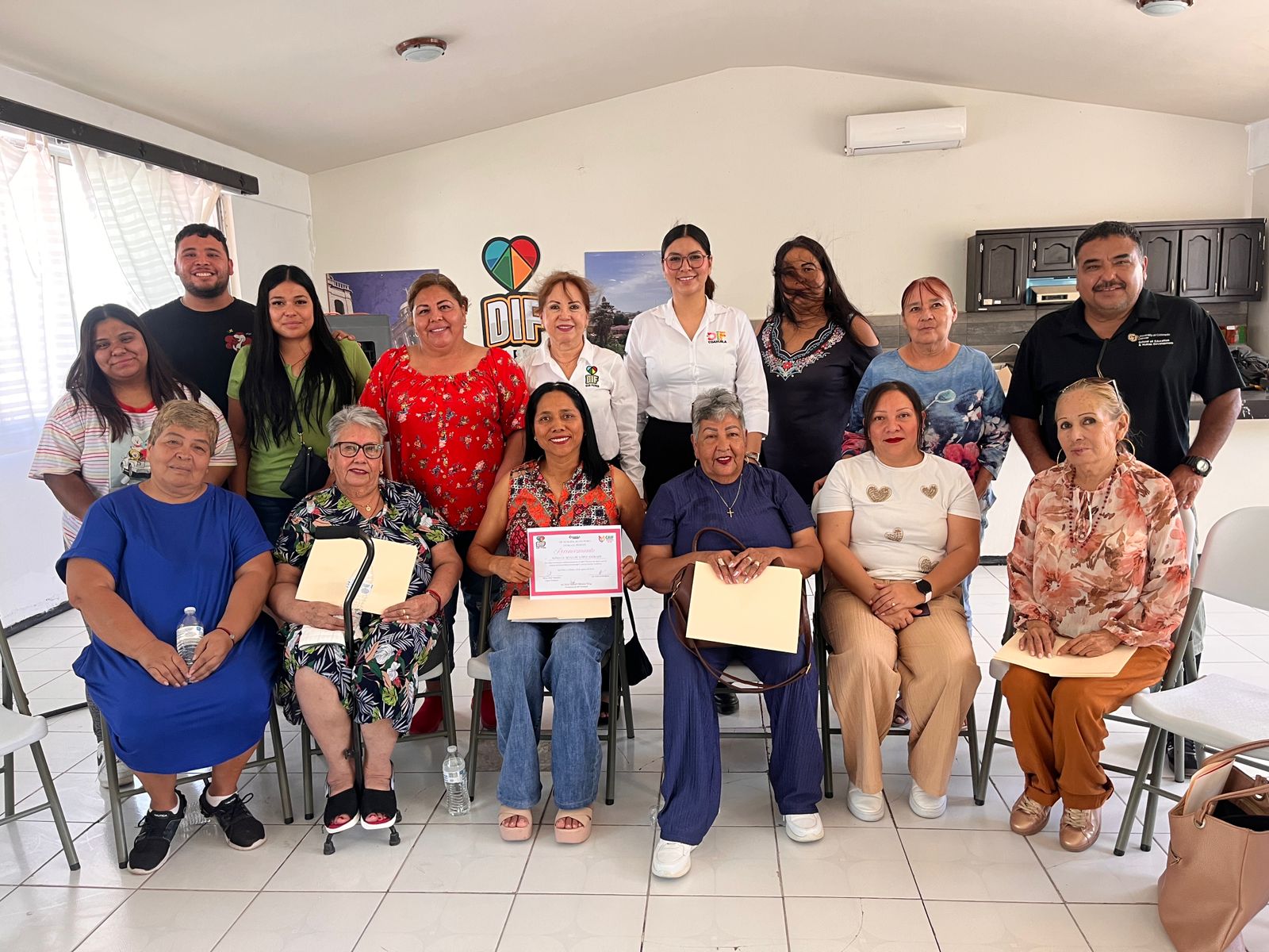 Concluye taller de tanatología en el DIF San Pedro