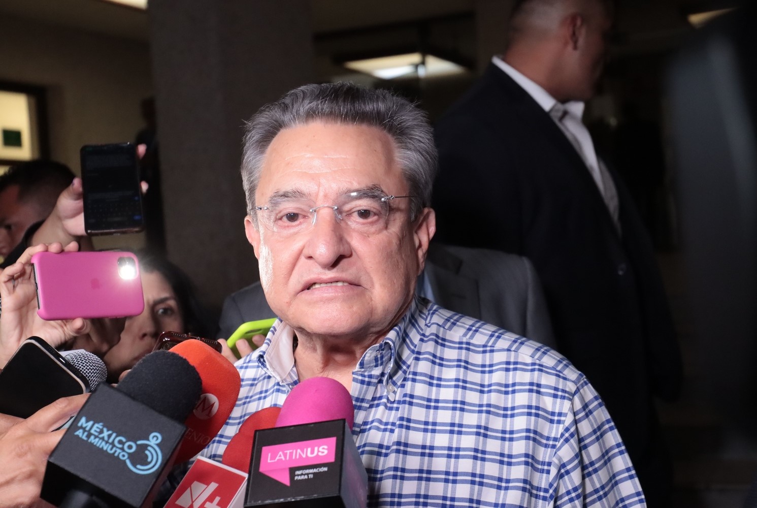 Negaron Pío López Obrador y David León dar dinero a Morena, pese admisión de AMLO