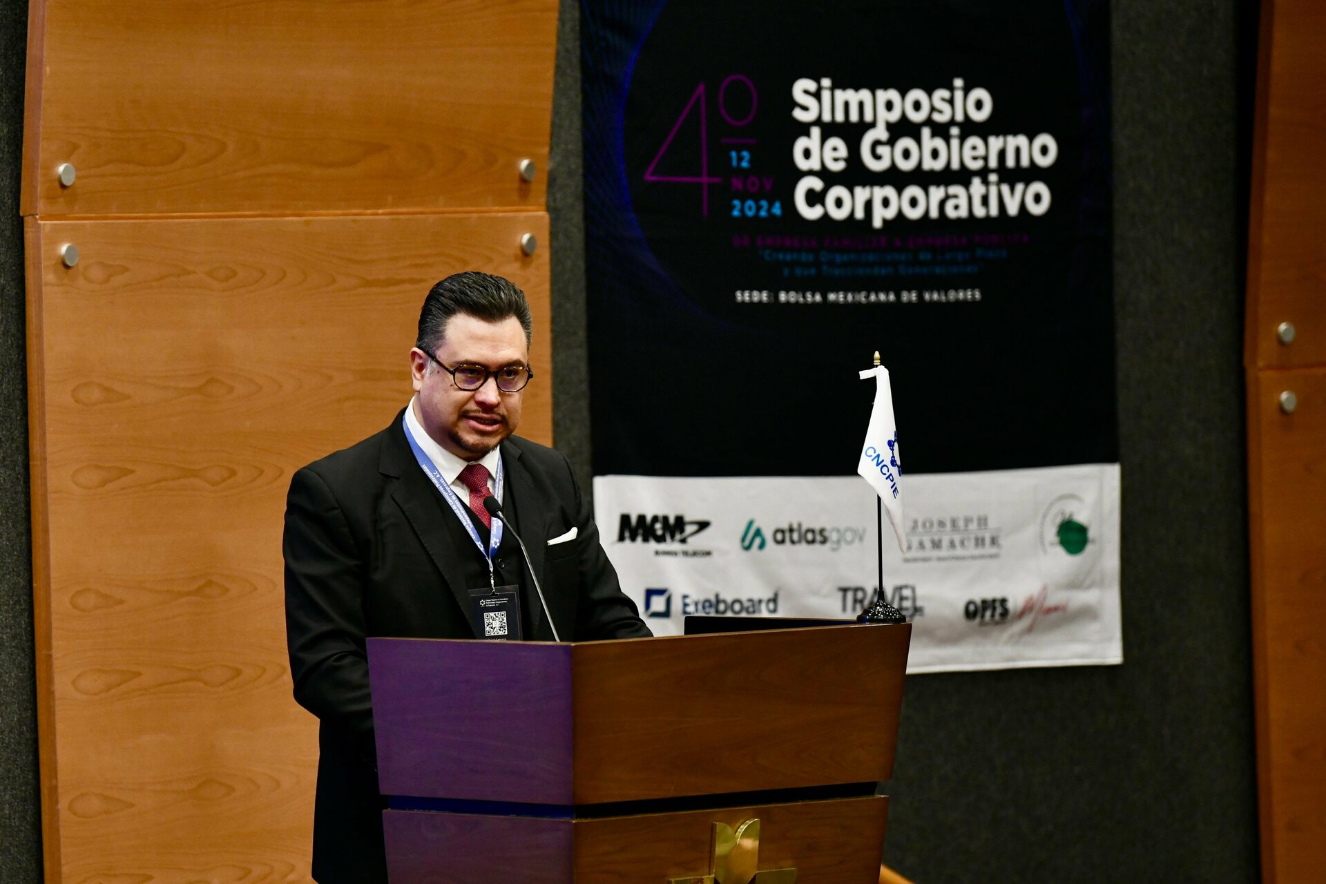 ¿Quién es Ángel Cabrera Mendoza, nuevo presidente de la CNBV?