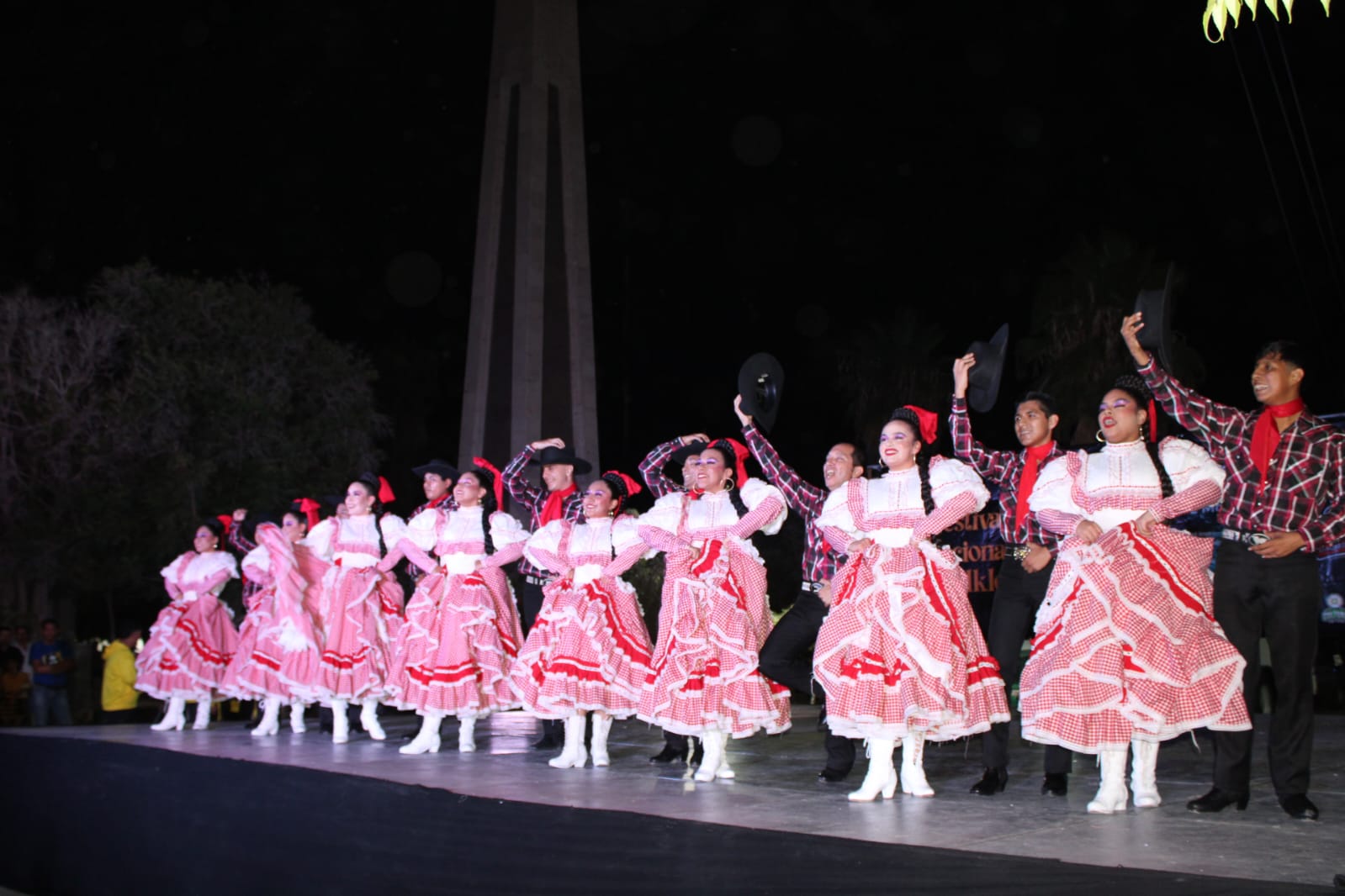 San Pedro fue sede del noveno Festival Nacional del Folklore