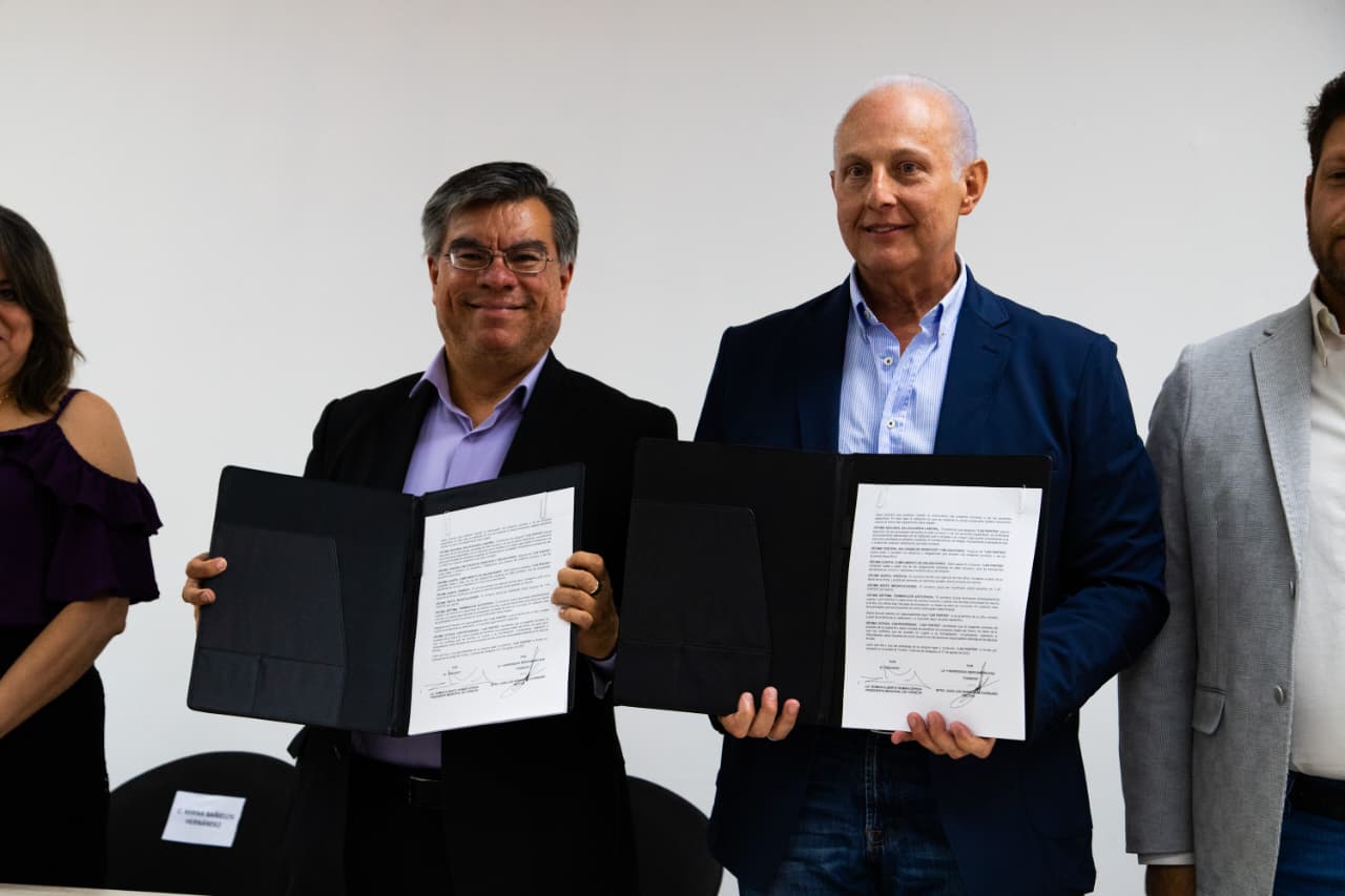 Ibero Torreón y ayuntamiento firman convenio para recuperar conciencia histórica de región