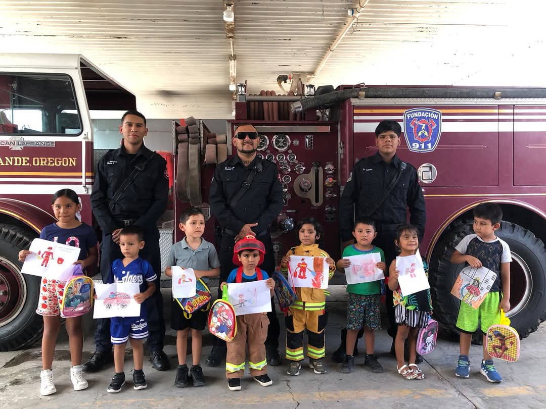 Entregan premios a participantes del concurso de dibujo “Quiero ser Bombero”