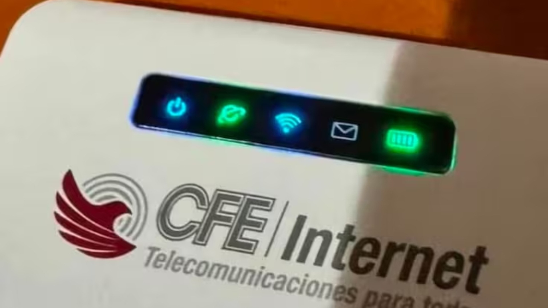 CFE ofrece más datos, pero Telcel suma velocidad 5G y beneficios extra en su plan de internet/ Especial